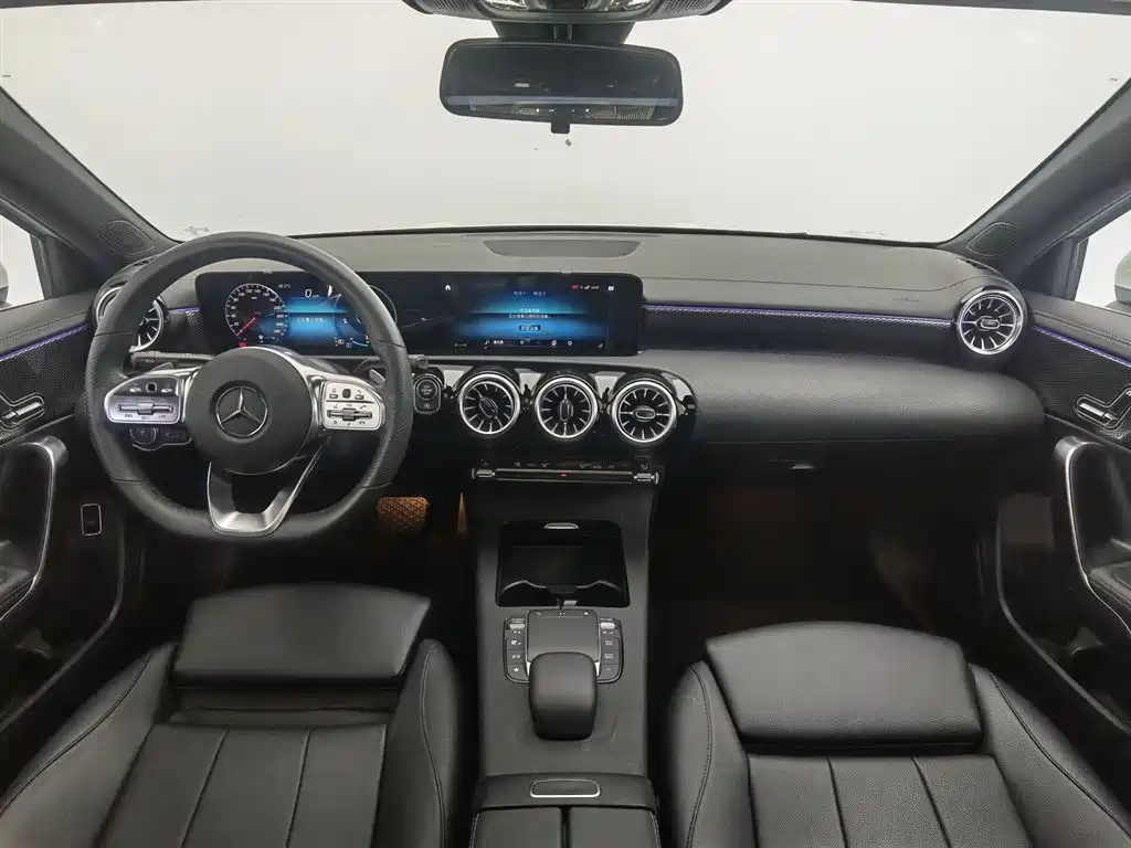 Mercedes-Benz A-Class A 2022 A 200 L Sport Fashion