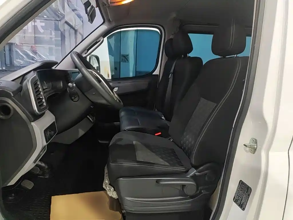 MAXUS V80 — миниатюра 15