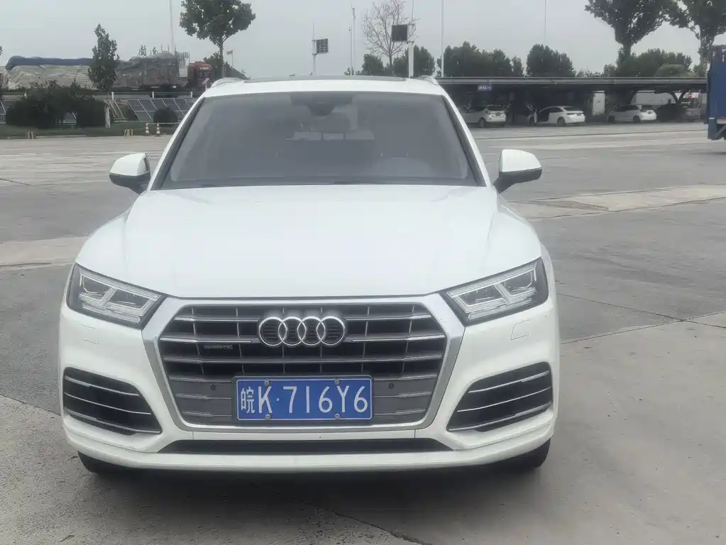 Audi Q5L — миниатюра 2