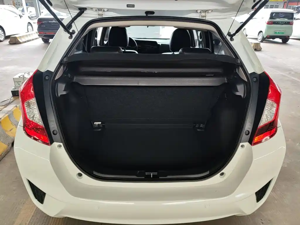 Honda Fit — миниатюра 19