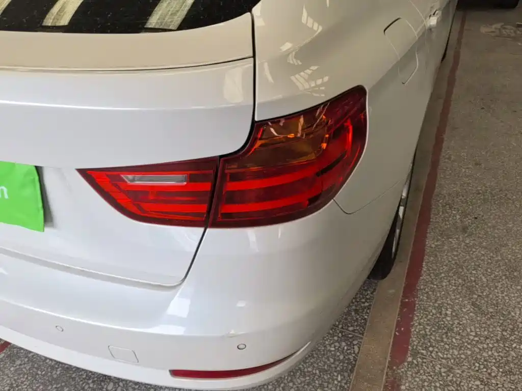 BMW 3 Series GT — миниатюра 8