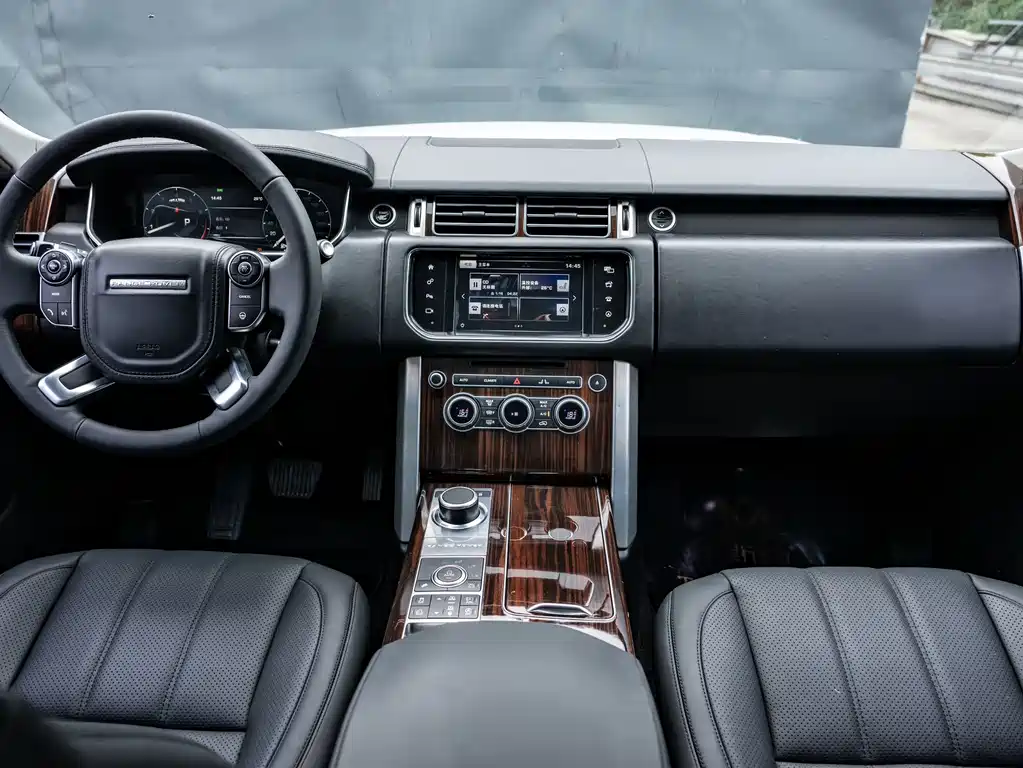 Land Rover Range Rover 2016 3.0 SC V6 Vogue SE Long Wheelbase