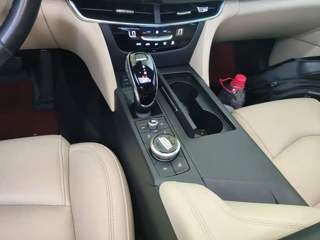 Cadillac CT6 — миниатюра 14
