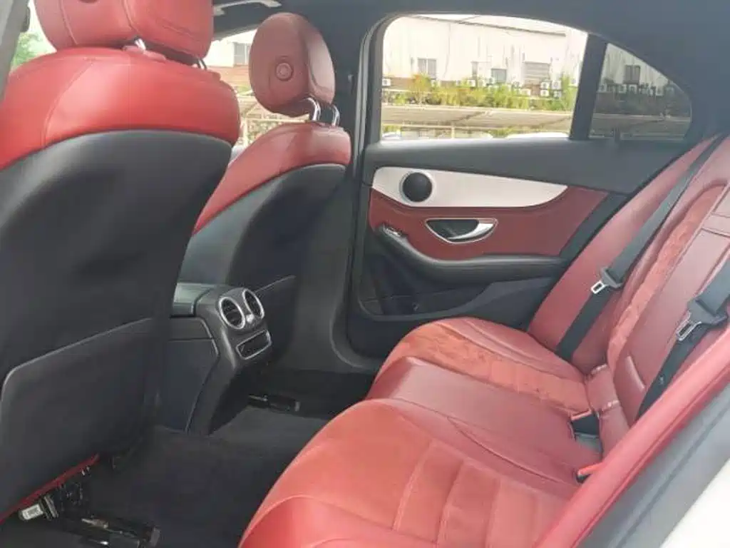 Mercedes-Benz C-Class — миниатюра 8
