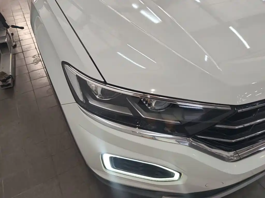 Volkswagen T-Roc — миниатюра 11