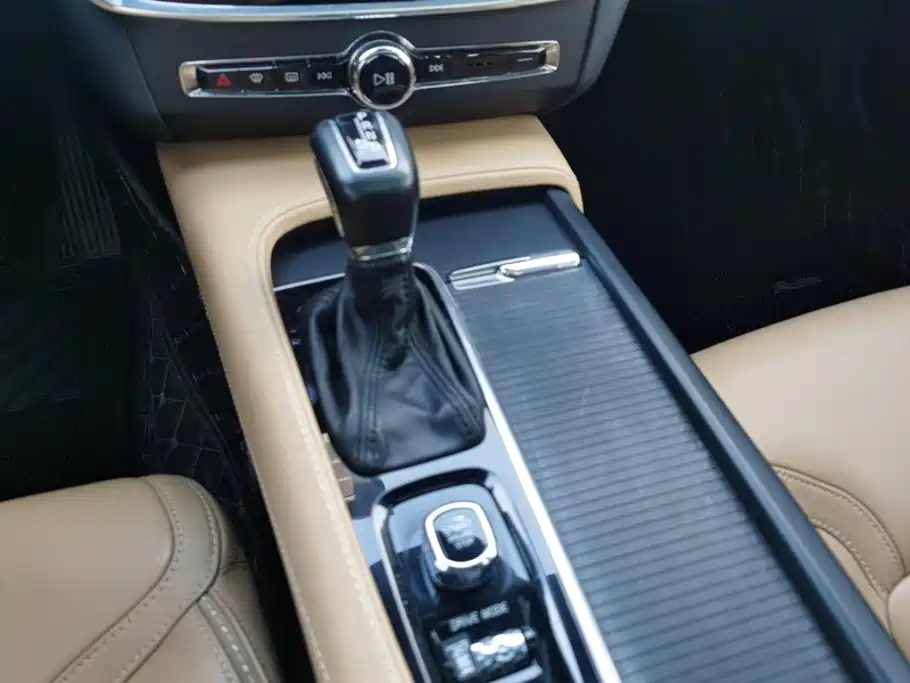 Volvo V90 — миниатюра 16