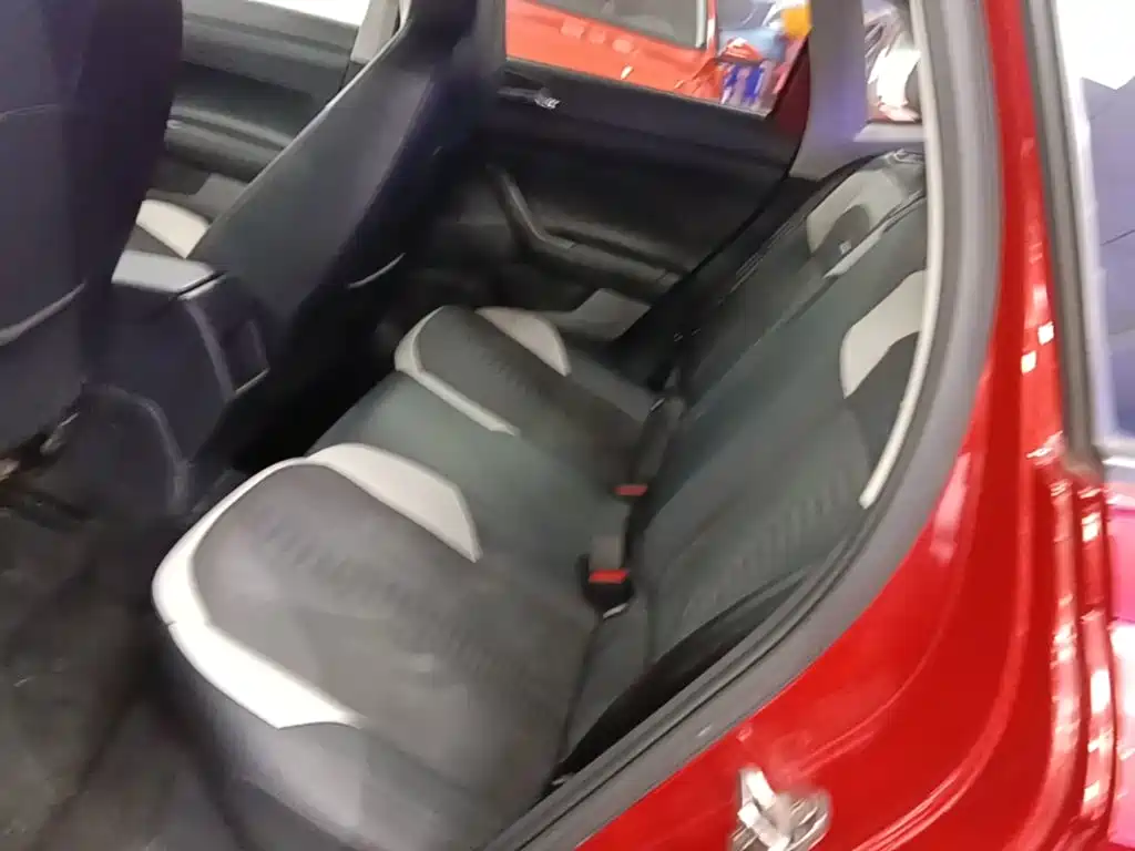 Volkswagen Polo — миниатюра 17