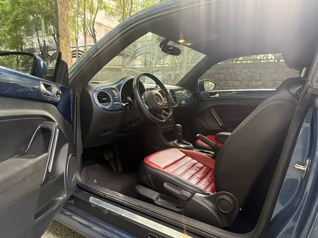 Volkswagen Beetle — миниатюра 4