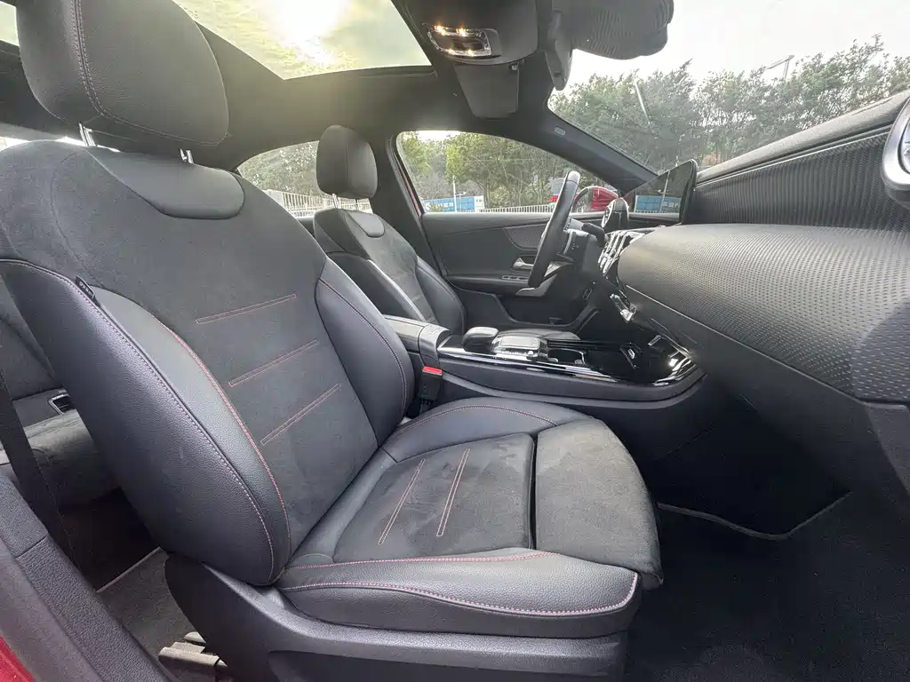 MERCEDES-BENZ A CLASS