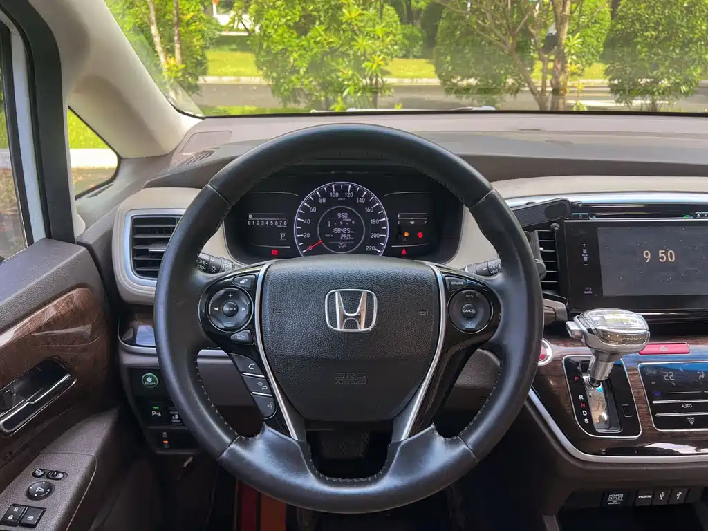 Honda Odyssey — миниатюра 7
