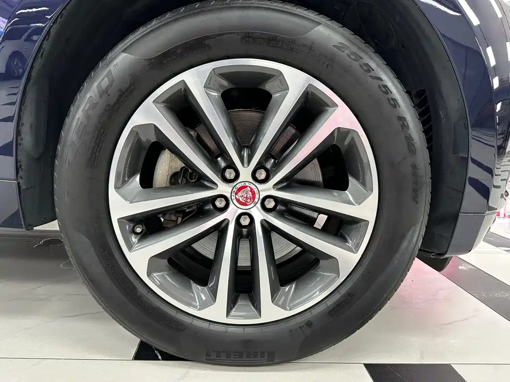 Jaguar F-PACE — миниатюра 26