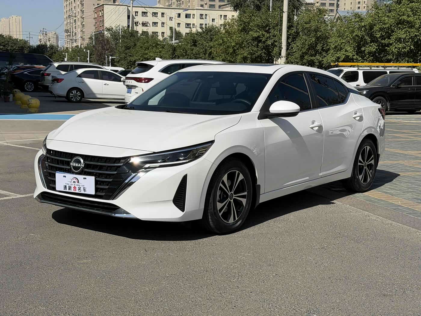 Nissan Sylphy 1.6 л 2024 г. Белый, пробег 24000 км