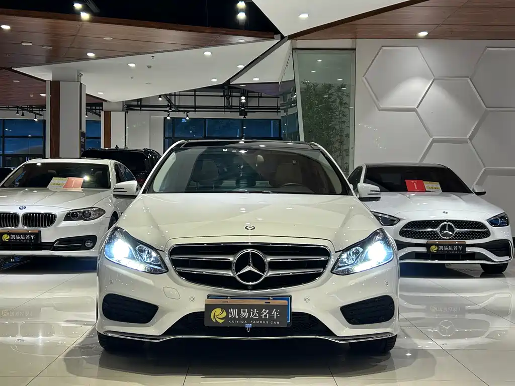 Mercedes-Benz E-Class — миниатюра 3