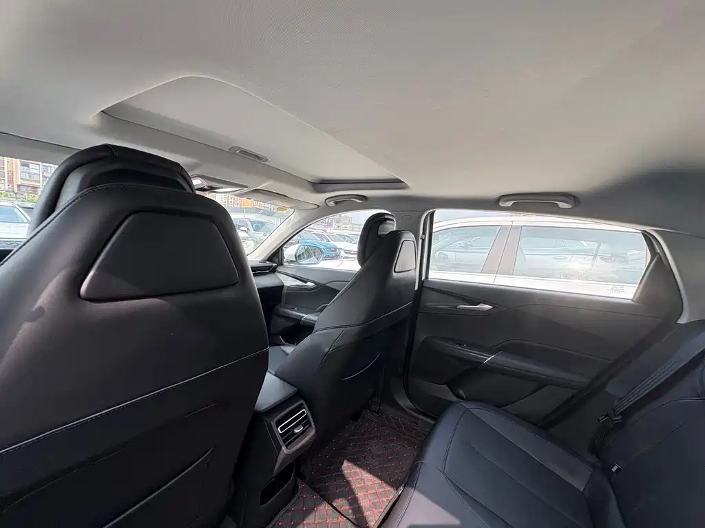 Changan Eado 2025 1.5T 500Bar Luxury