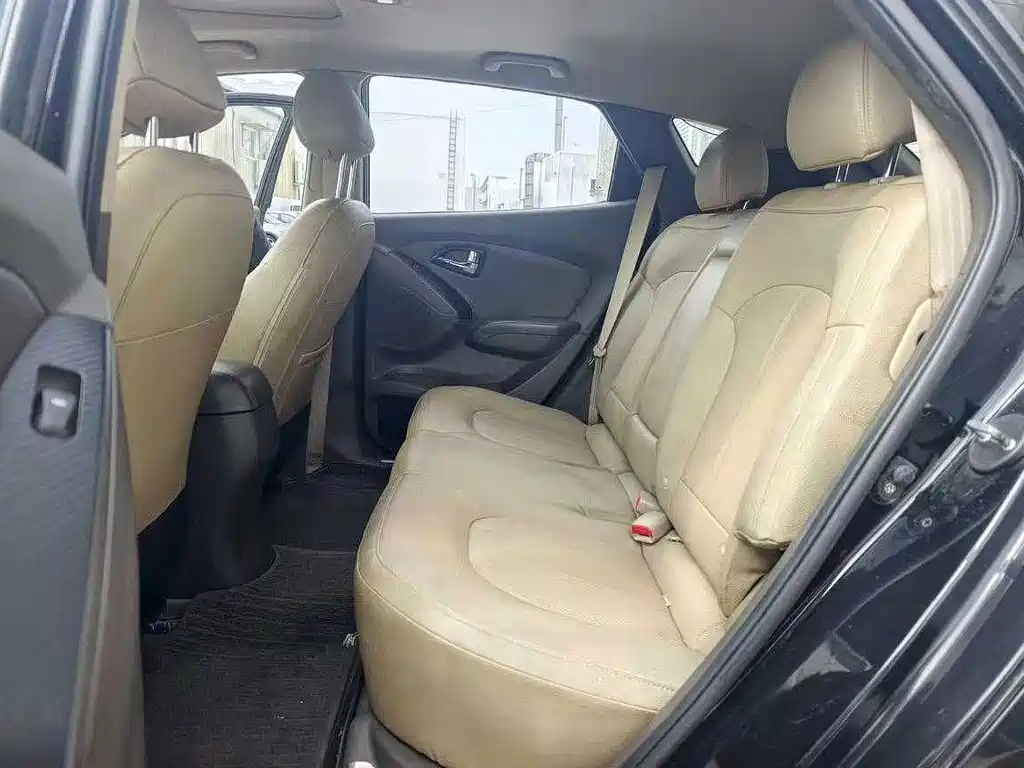 Hyundai ix35 — миниатюра 8