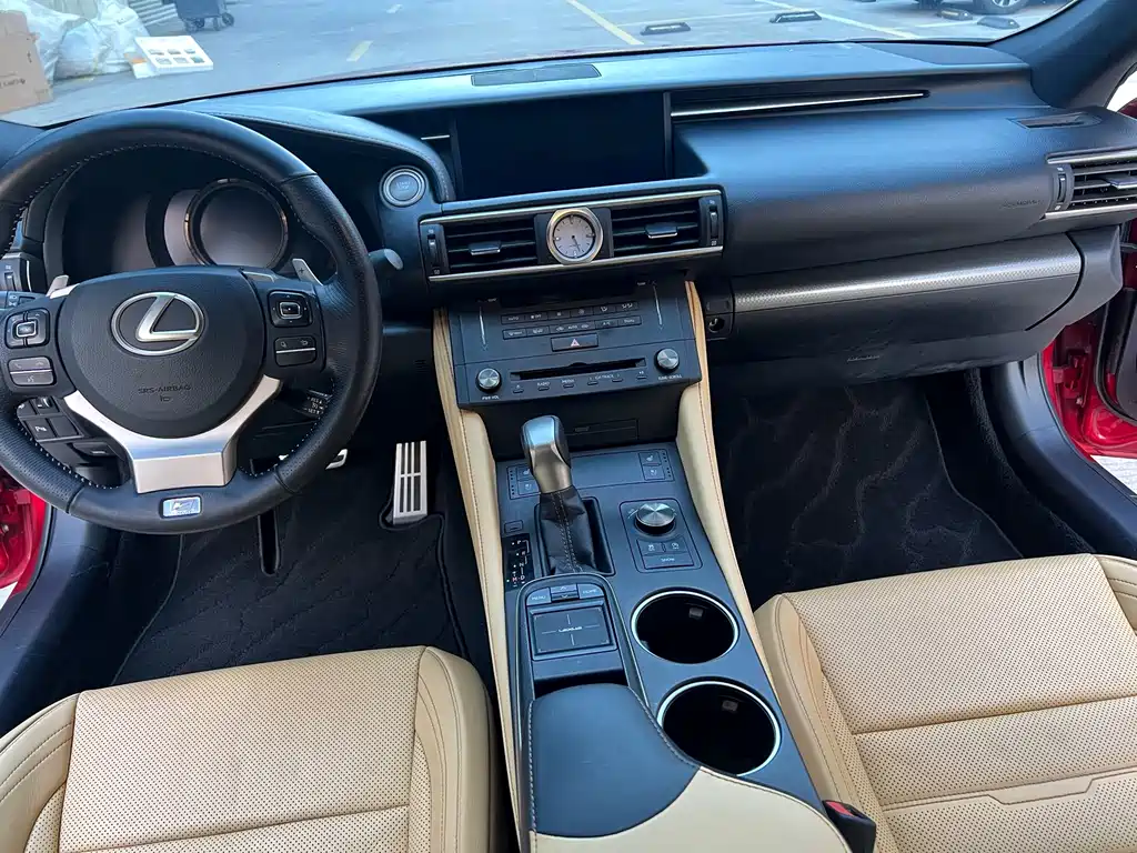Lexus RC — миниатюра 14
