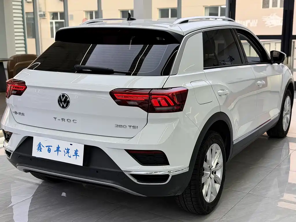 VOLKSWAGEN T ROC EXPLORING SONGS