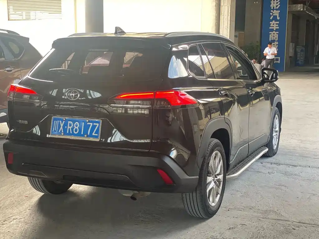 Toyota Corolla Cross — миниатюра 4