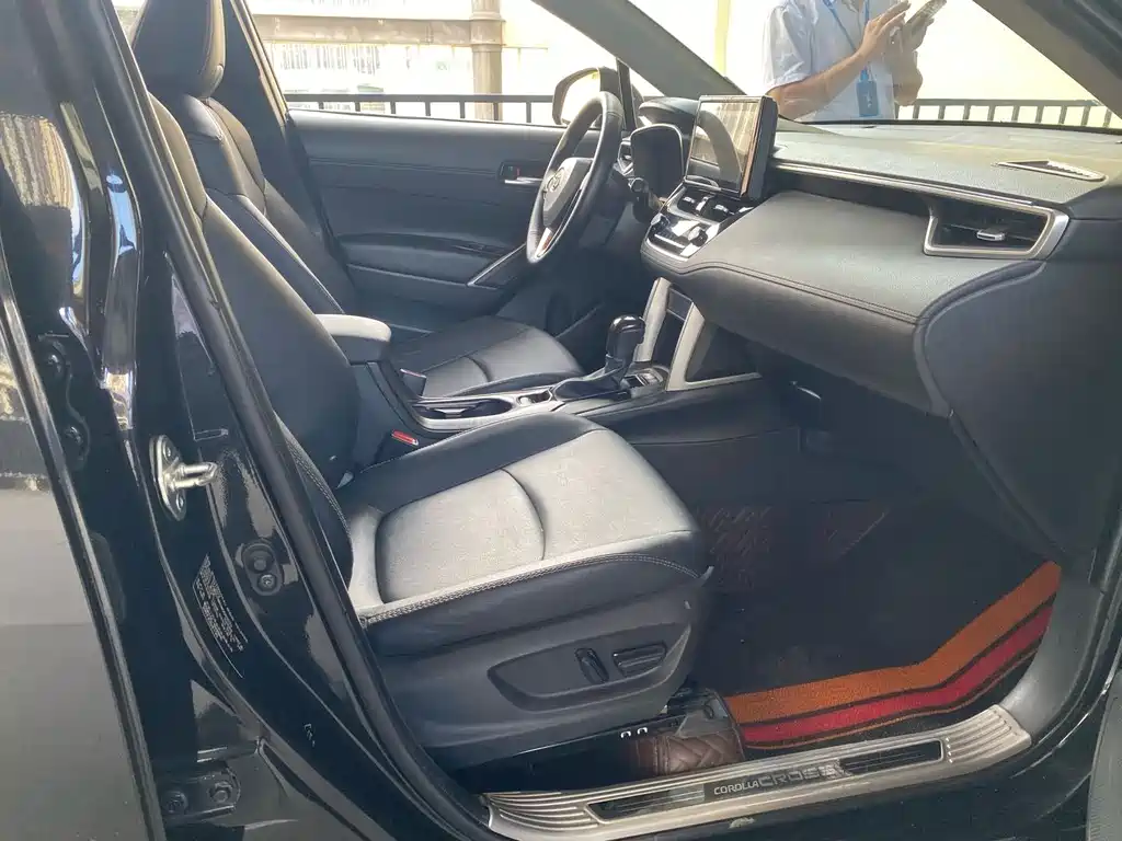 Toyota Corolla Cross — миниатюра 6