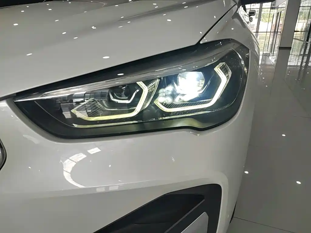 BMW X1 — миниатюра 24