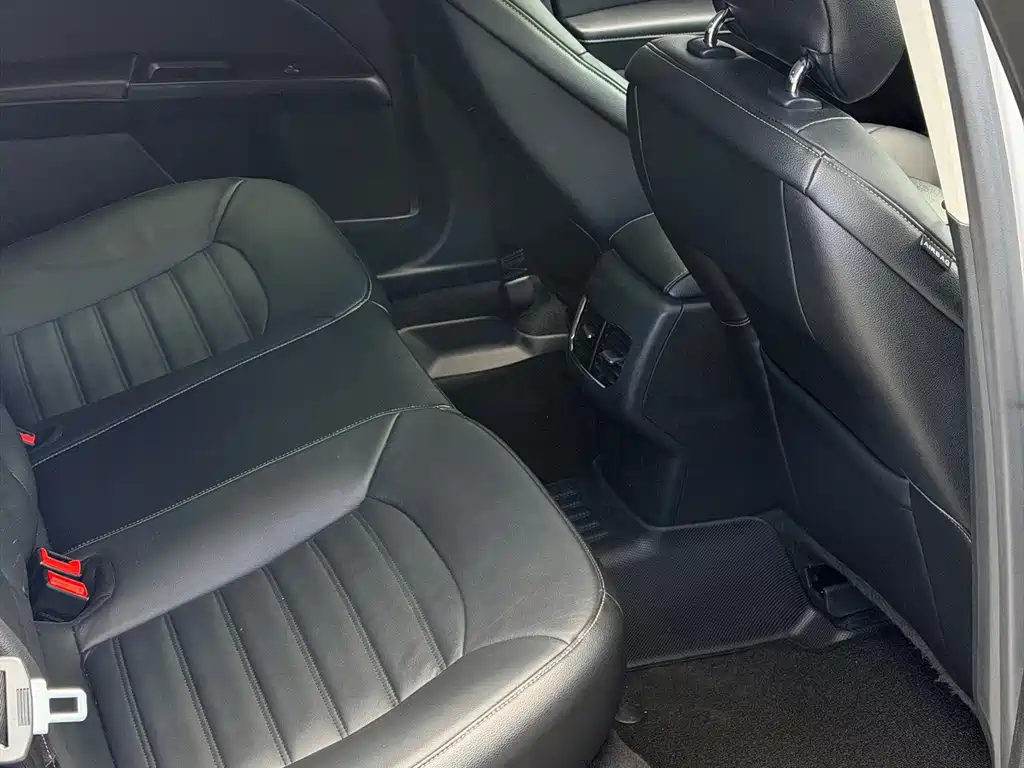 Ford Mondeo — миниатюра 19