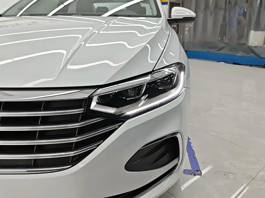 Volkswagen Lavida — миниатюра 5