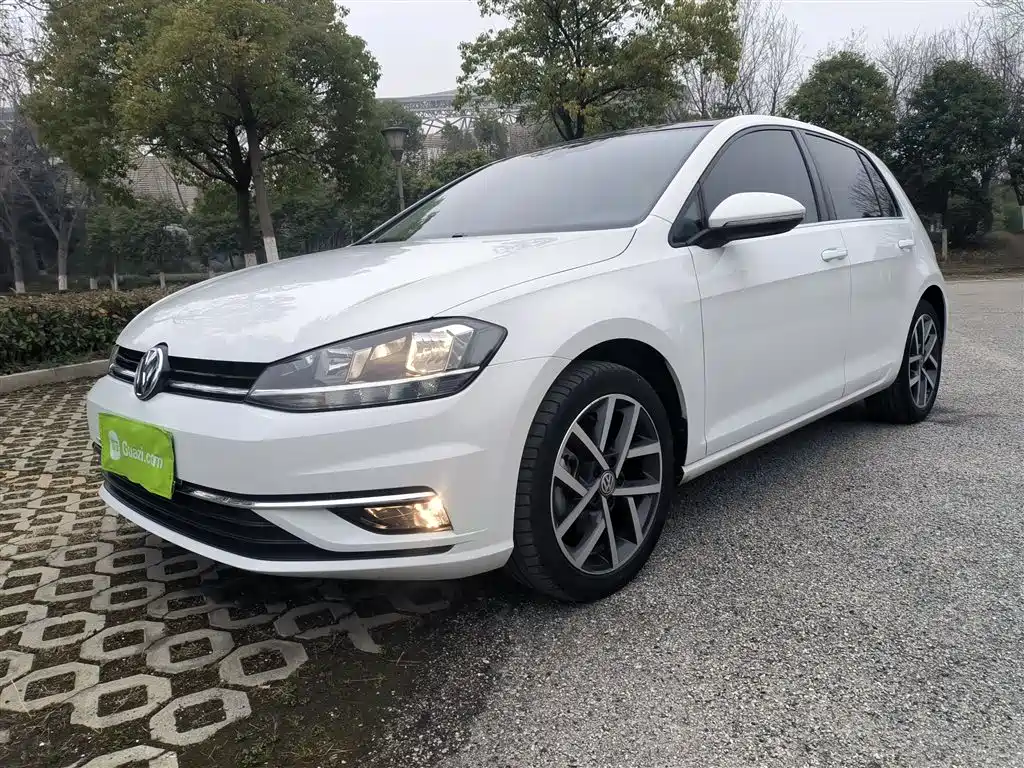 Volkswagen Golf 2020