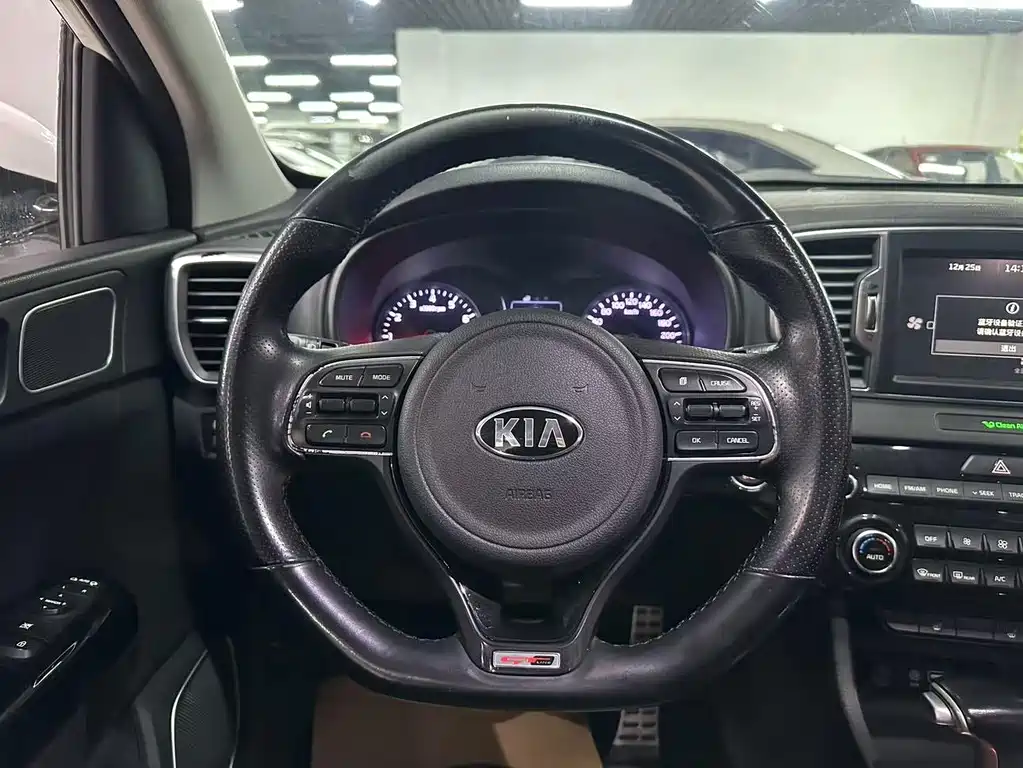Kia KX5 — миниатюра 10