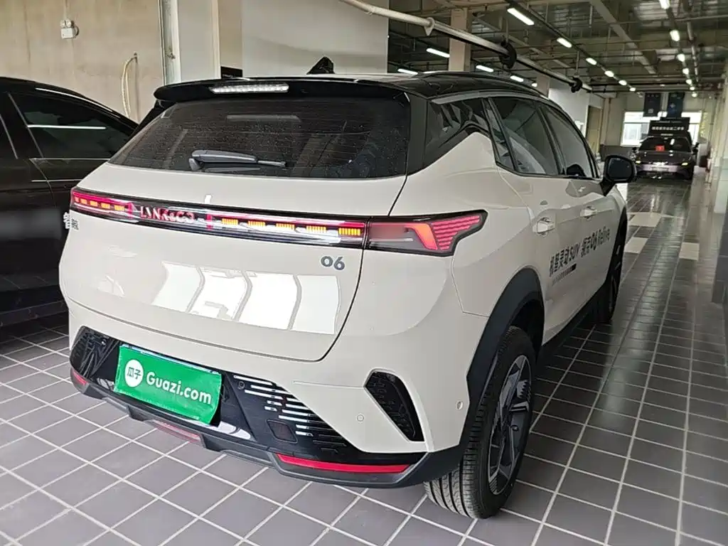Lynk & Co 06 — миниатюра 7