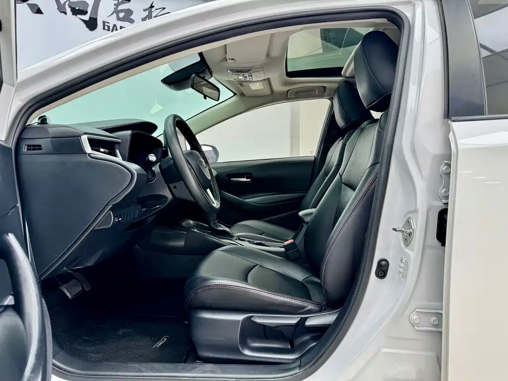 Toyota Corolla — миниатюра 5