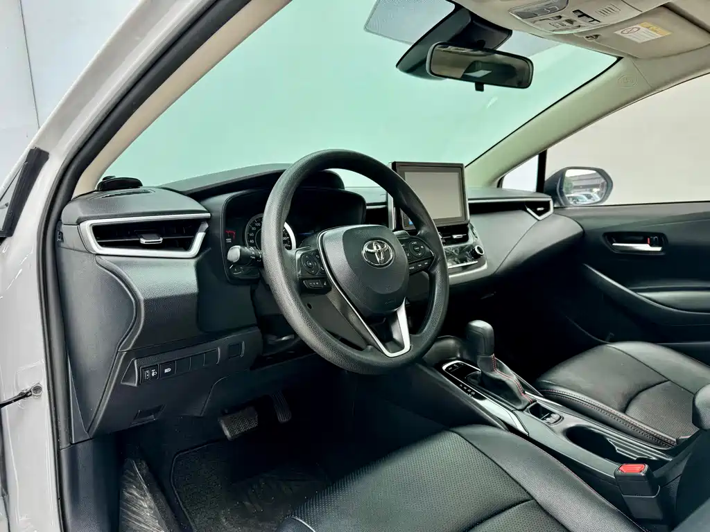 Toyota Corolla — миниатюра 6