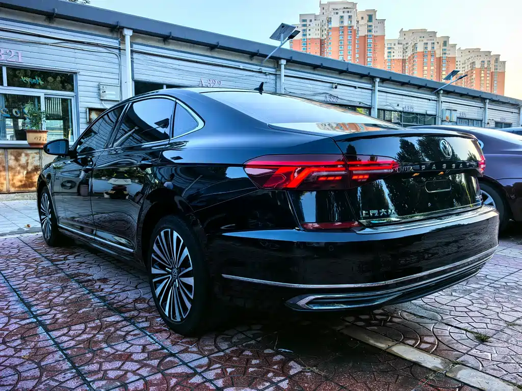 Volkswagen Passat — миниатюра 23