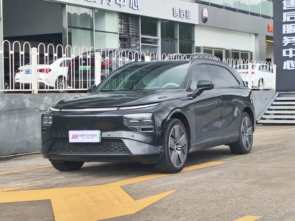 XPeng G9