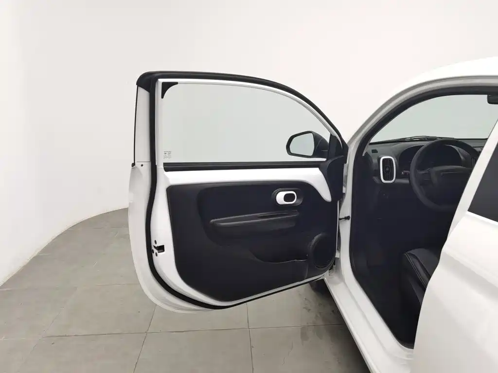 Roewe Clever — миниатюра 8