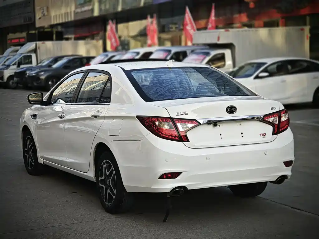 BYD G5 — миниатюра 6