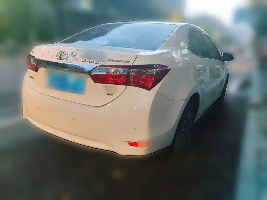Toyota Corolla — миниатюра 4