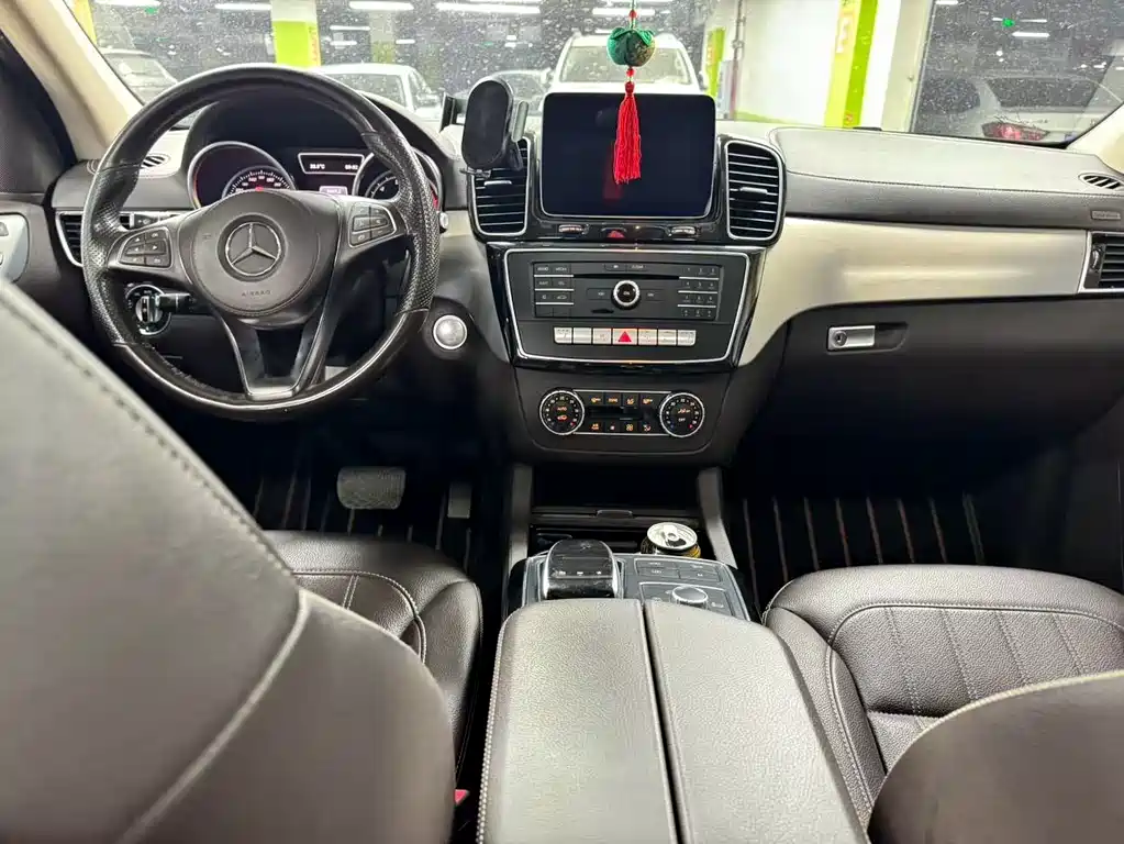 Mercedes-Benz GLS 2018 GLS 320 4MATIC