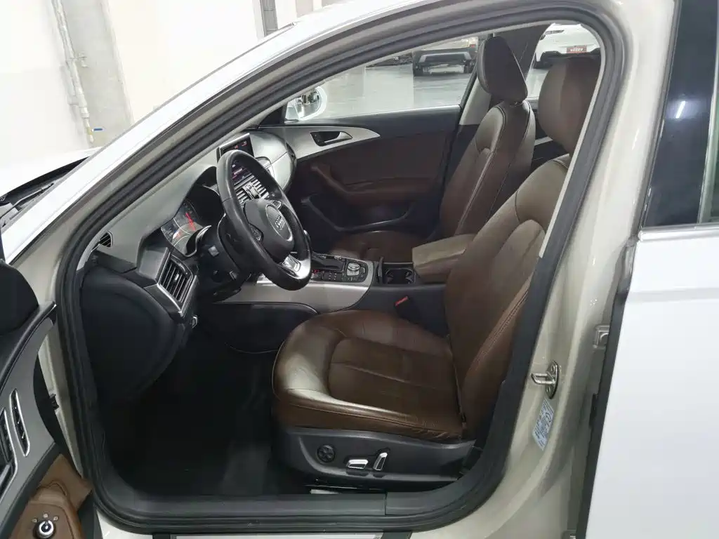 Audi A6L — миниатюра 10