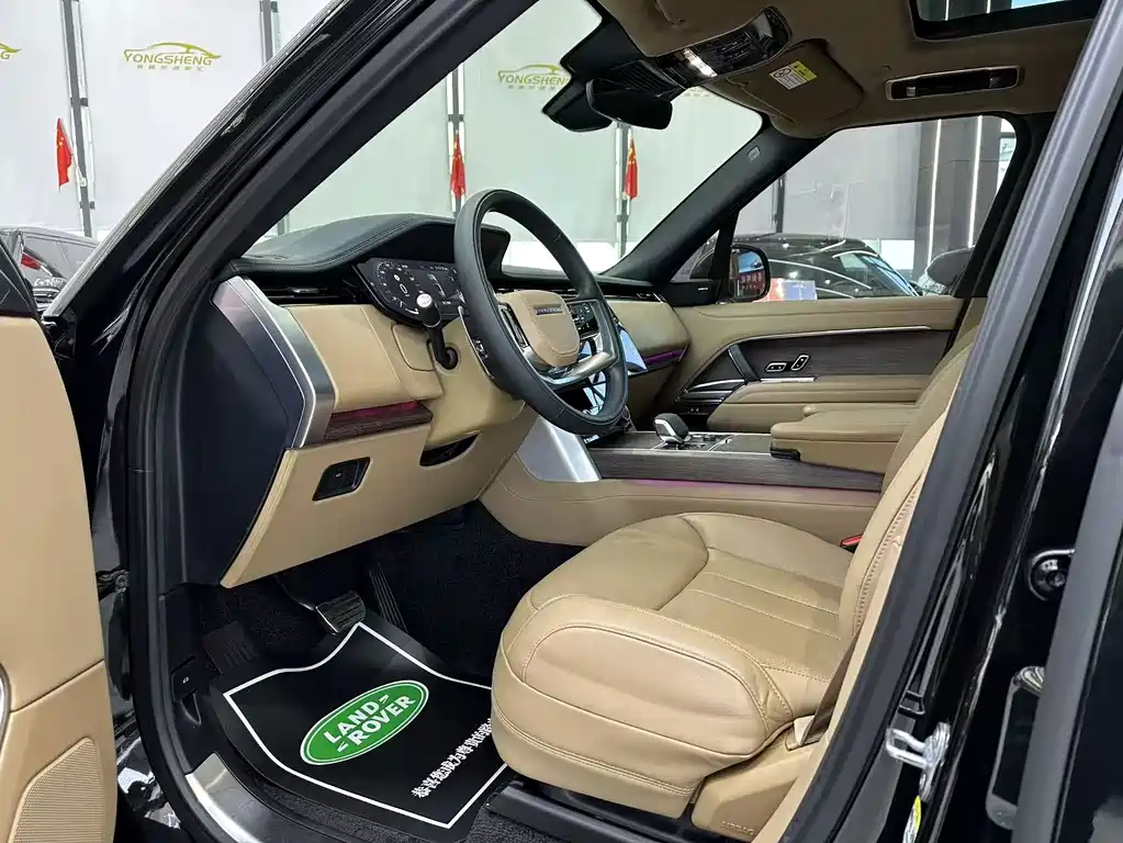 Land Rover Range Rover — миниатюра 4