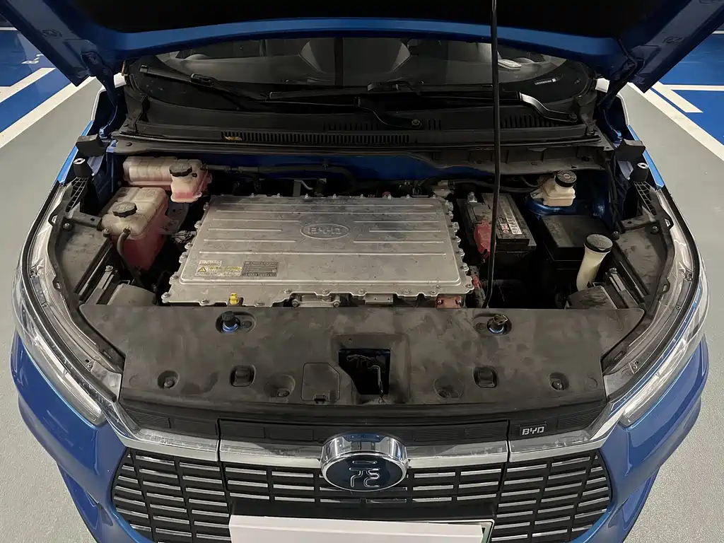 BYD Yuan EV — миниатюра 13