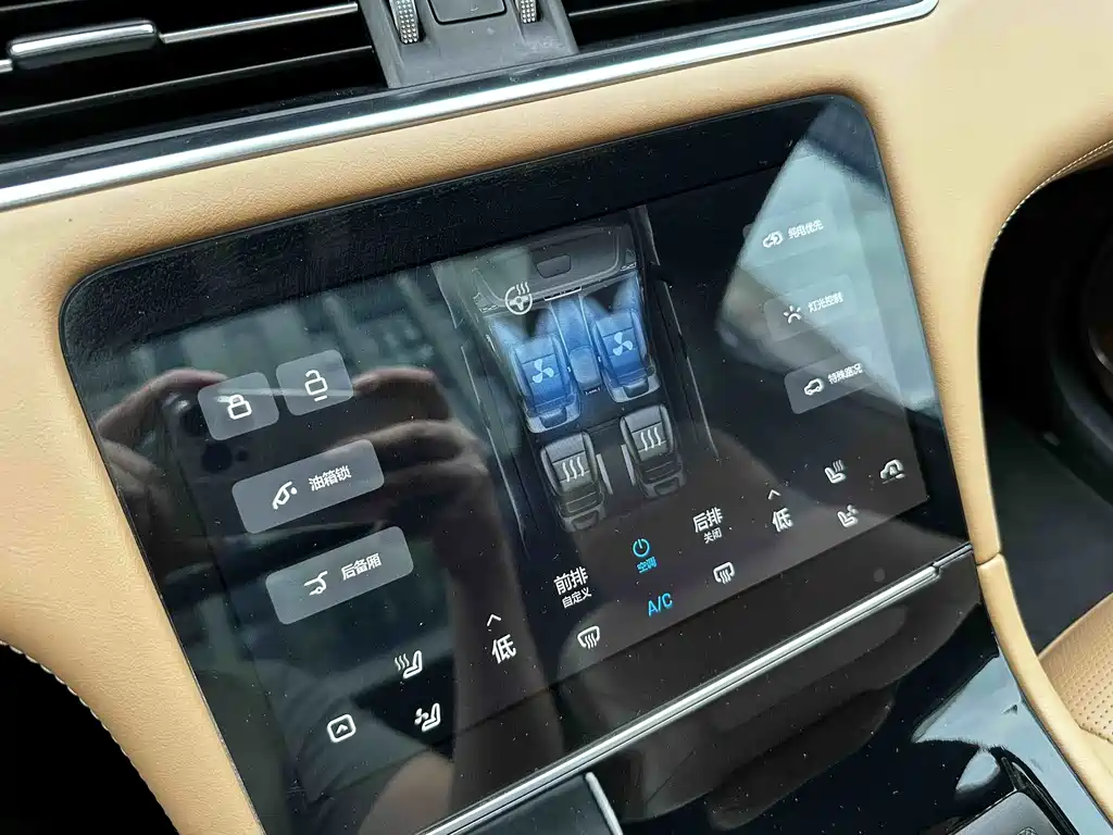 Li Auto Li ONE — миниатюра 24