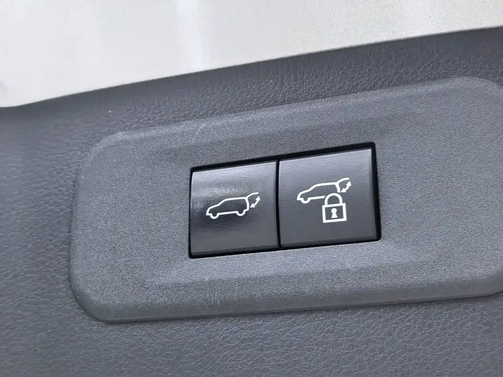 Lexus NX — миниатюра 33