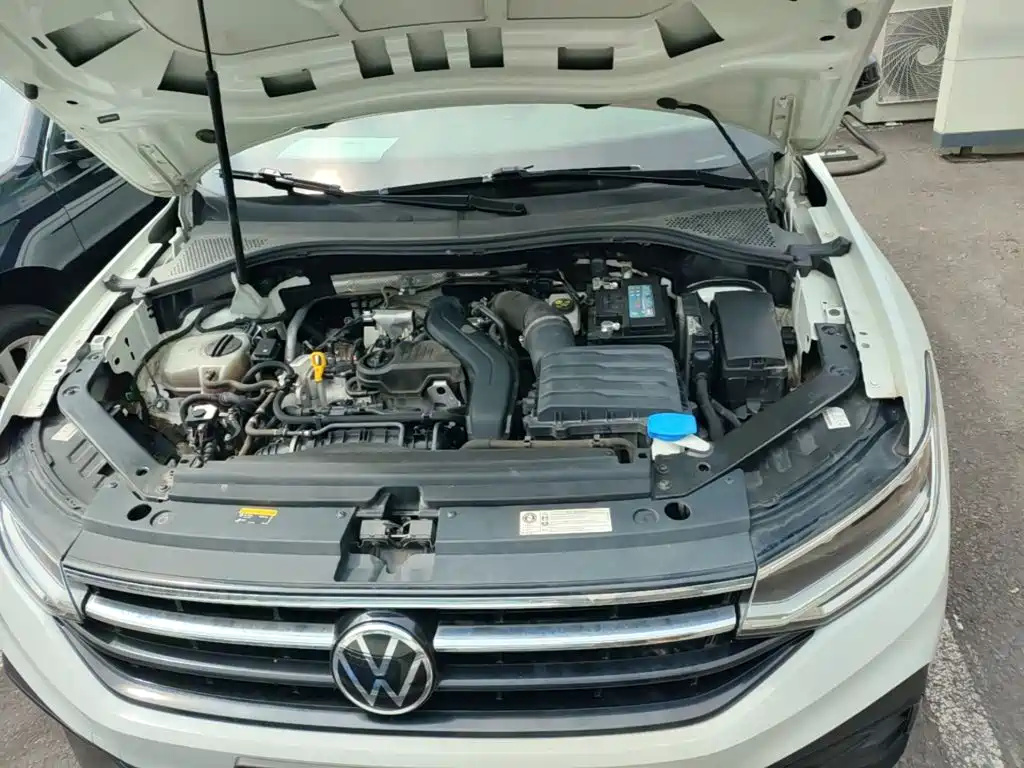 Volkswagen Tiguan L — миниатюра 20