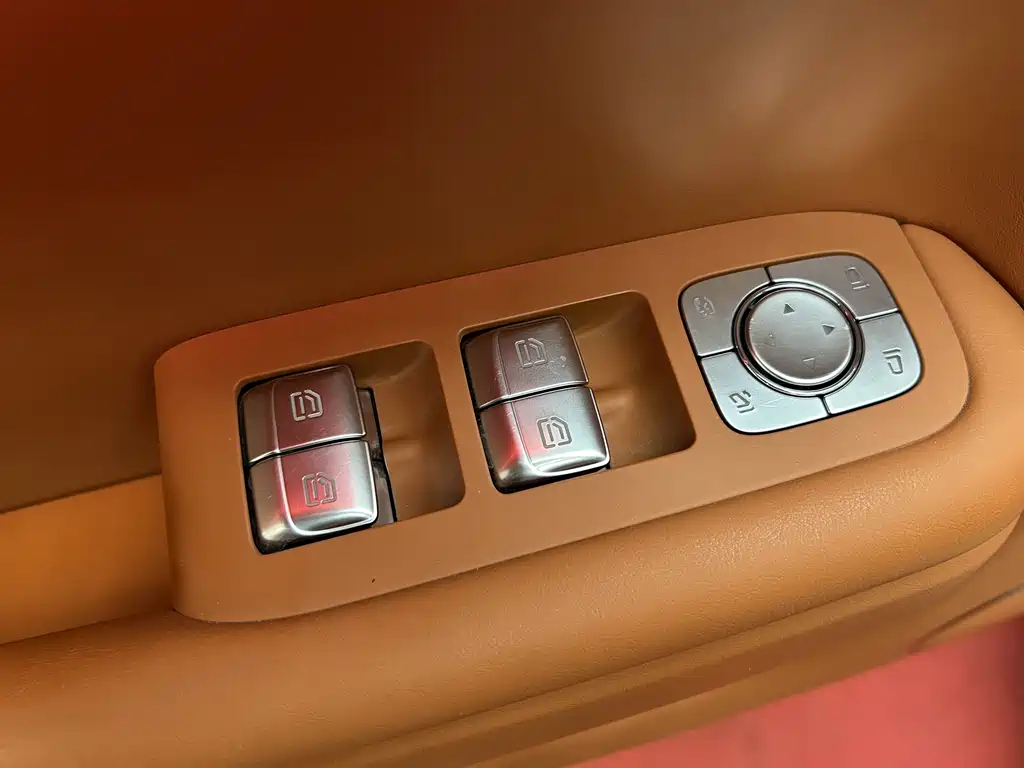Li Auto Li L7 — миниатюра 20