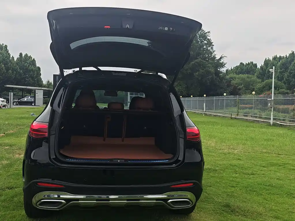 Mercedes-Benz GLC — миниатюра 8