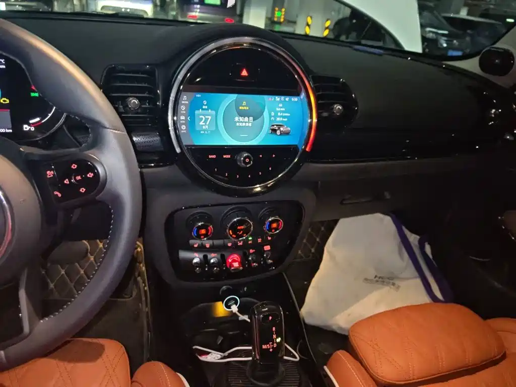 MINI Mini Clubman — миниатюра 9