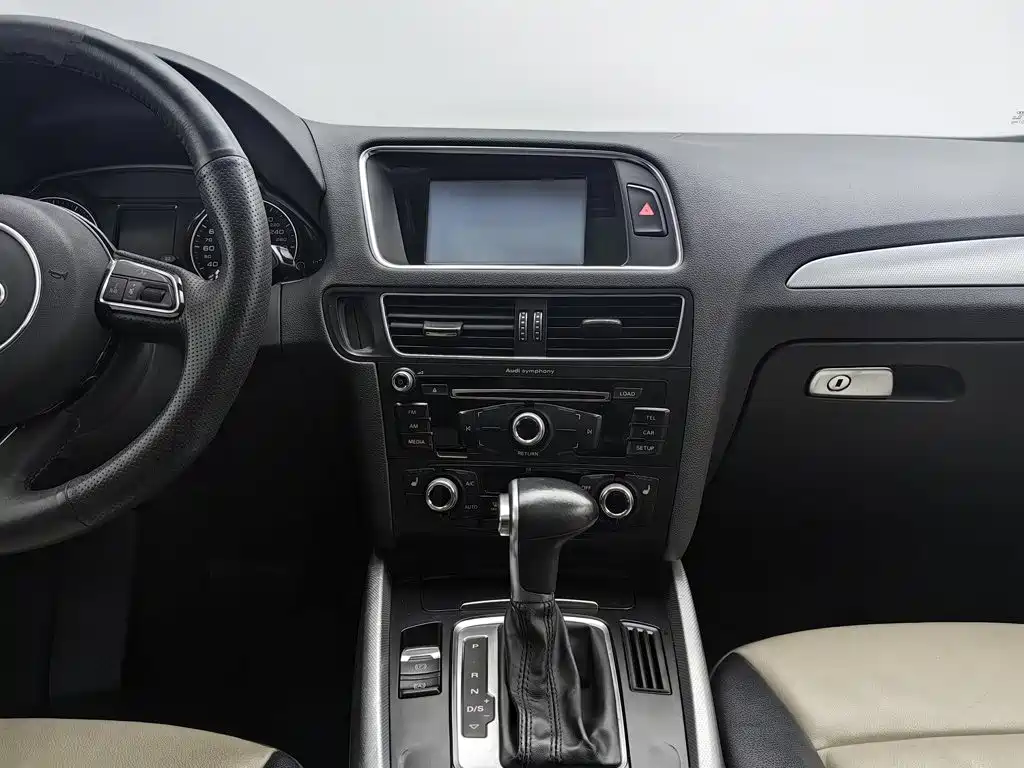 Audi Q5 — миниатюра 12