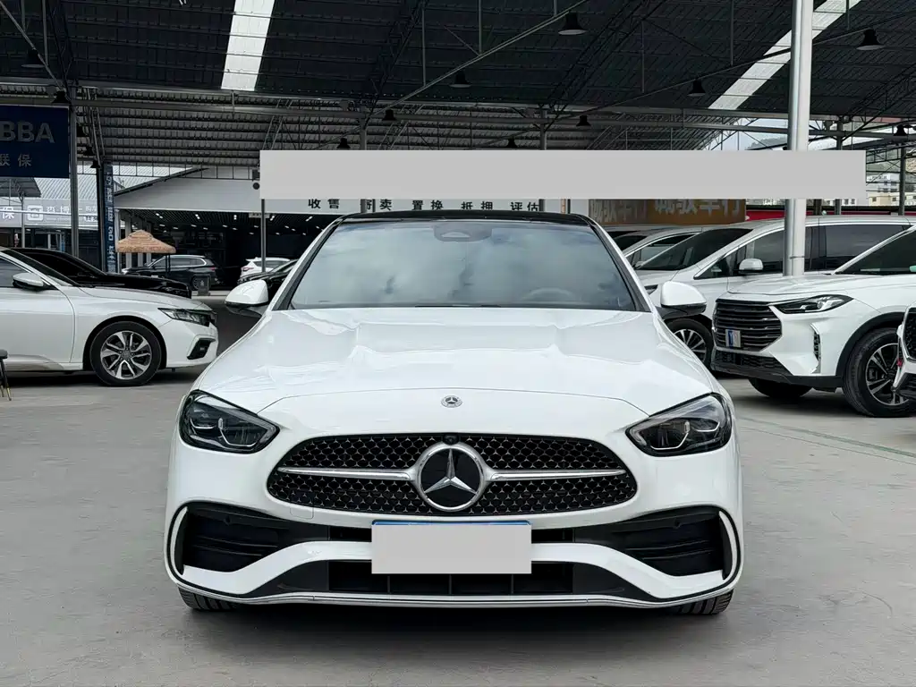 Mercedes-Benz C-Class — миниатюра 2
