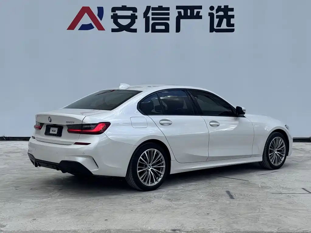 BMW 3 Series — миниатюра 4