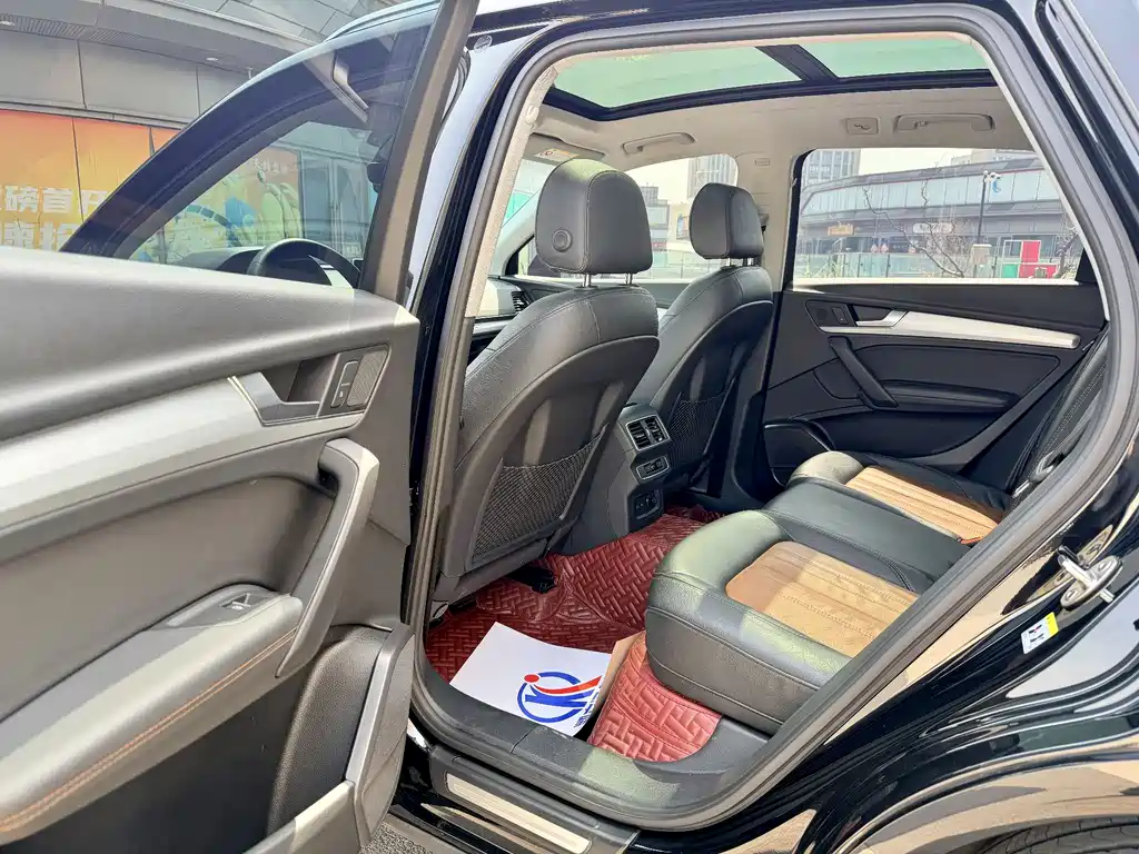 Audi Q5L 2020 40 TFSI Fashion